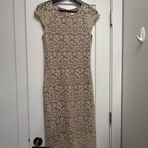 Mignon Elegant Lace Midi Dress in Cream and Purple